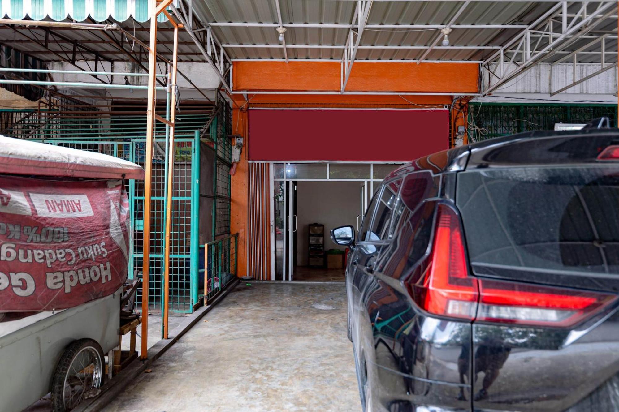 Reddoorz Near Rsud Dr Pringadi Medan 3 Hotel Luaran gambar